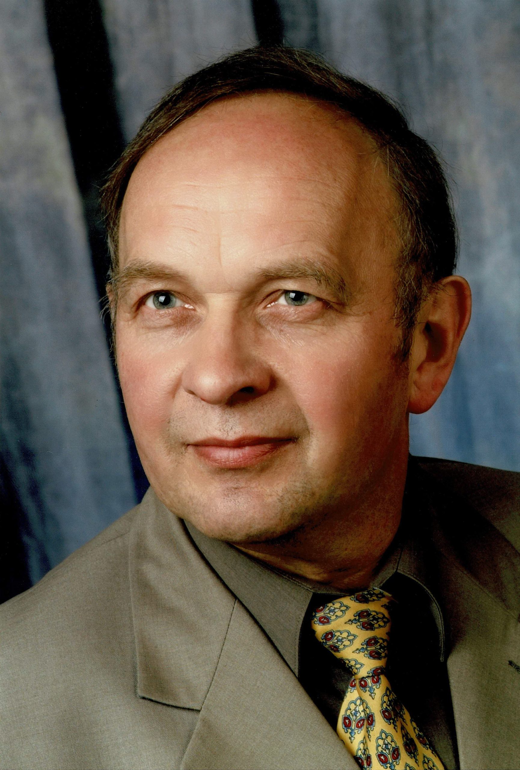 prof. dr hab. Ryszard Radwański